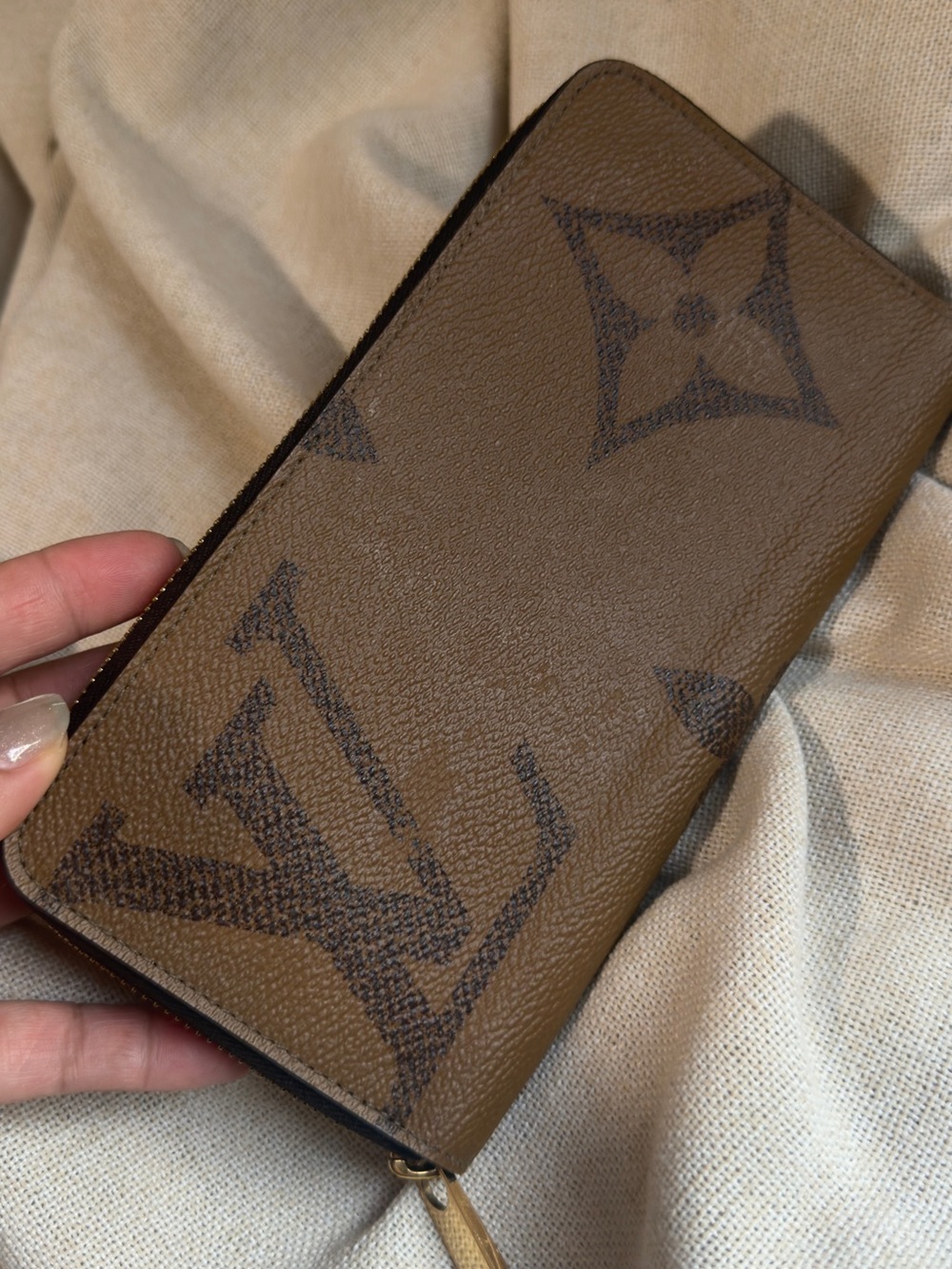 LV Wallet - Picture 2 of 10